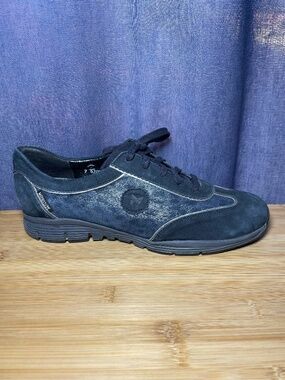 Mephisto YAEL Runoff Navy Blue Leopard Shoes Women's Sz 10 Lace Up Sneakers